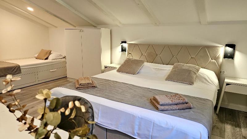 Room TPL.ST