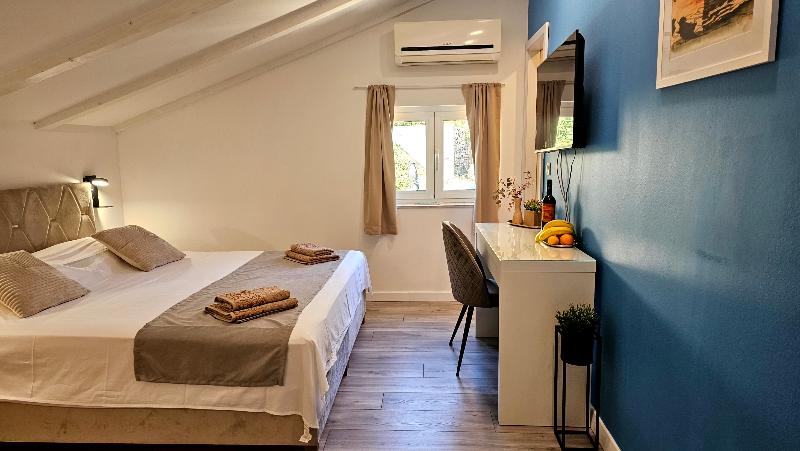 Room TPL.ST
