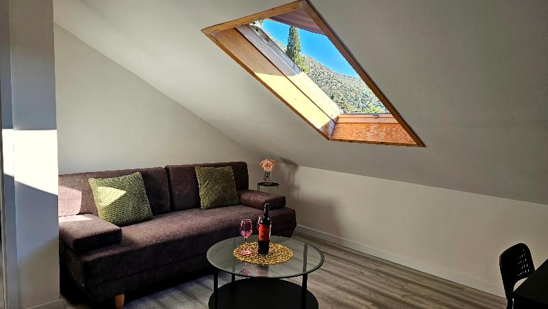 Room APT.SU