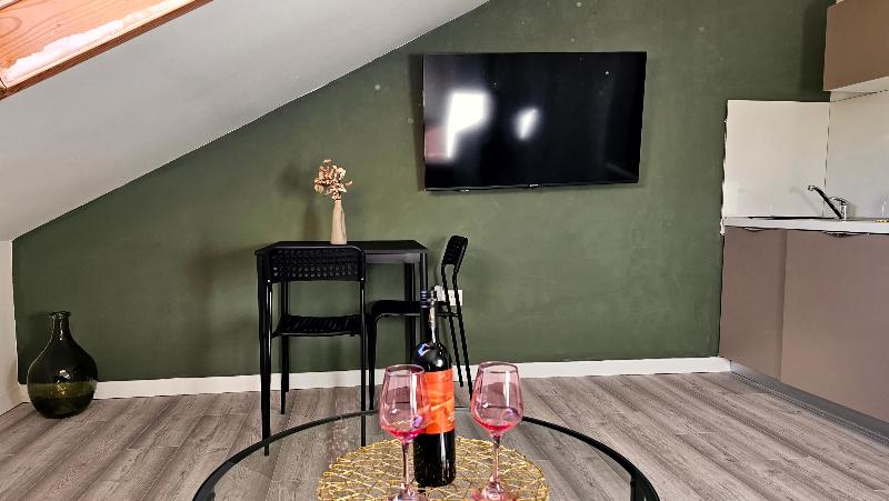 Room APT.SU