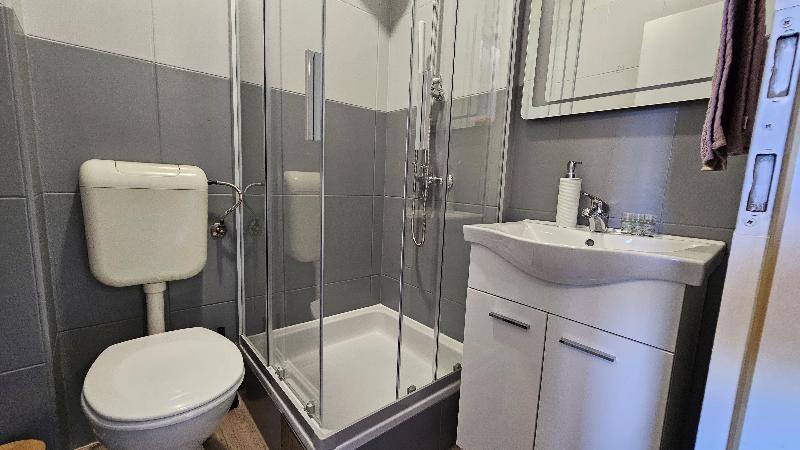 Room APT.SU