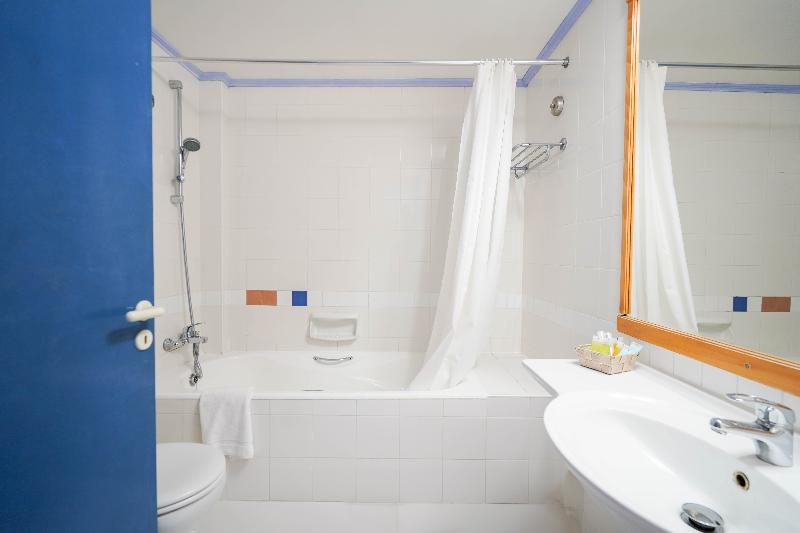 cheap resort hotels in Turkey to Spend holiday with family