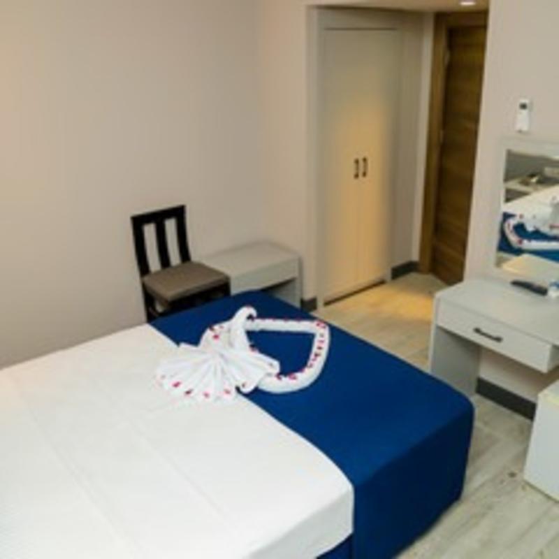 Room DBL.OM