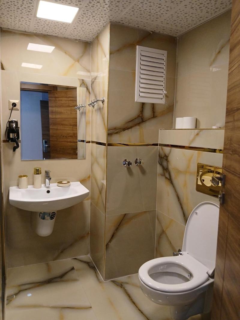 Room DBL.OM