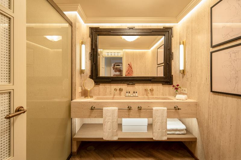 Room DBL.PI