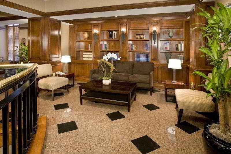 This photo about Laguardia Airport Hotel shared on HyHotel.com