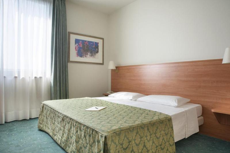 This photo about Re Lissone shared on HyHotel.com