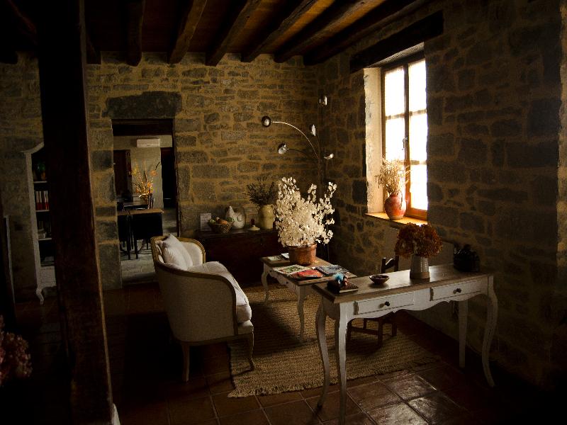 This photo about El Coto shared on HyHotel.com