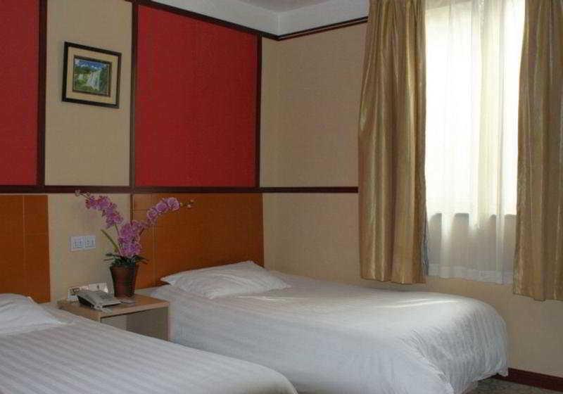 This photo about Fengye Super8 Lujiazui shared on HyHotel.com