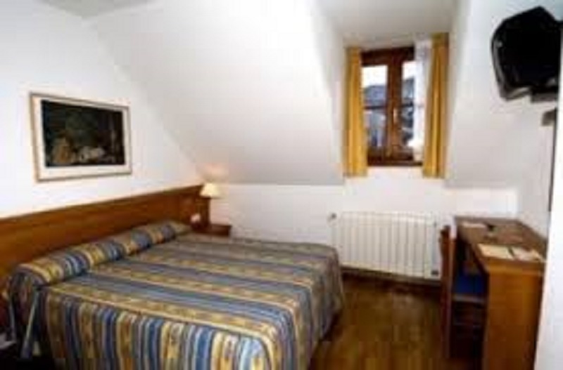 This photo about Roulette Boi Taull 3* shared on HyHotel.com