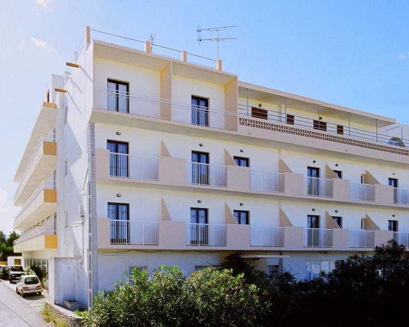 This photo about Anibal shared on HyHotel.com