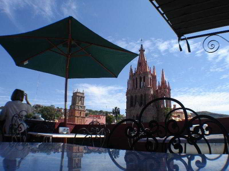 This photo about Del Portal shared on HyHotel.com