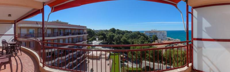 This photo about Albatros Family shared on HyHotel.com