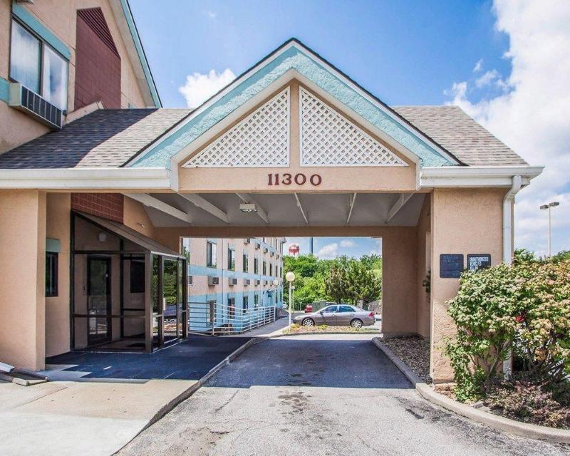 在meiguo.com看到的Econo Lodge Airport的介绍图片