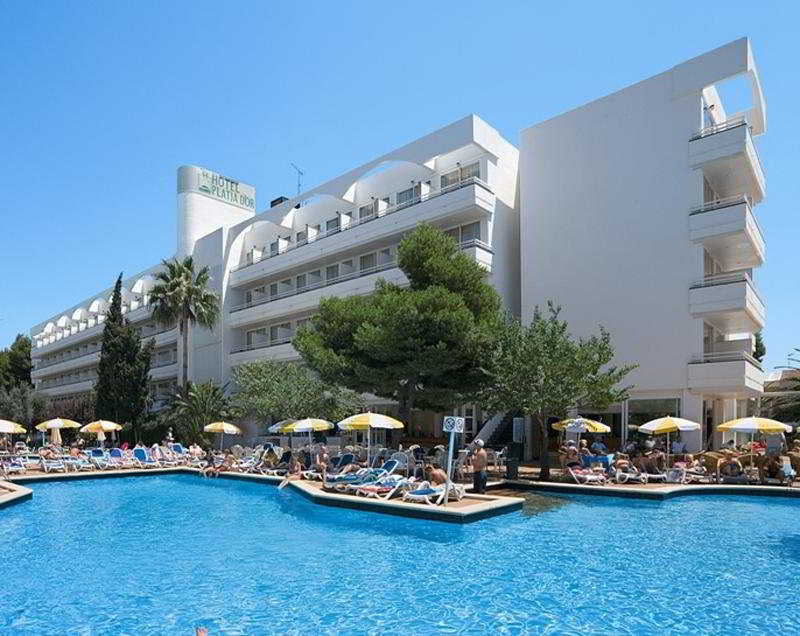 This photo about Platja D'or shared on HyHotel.com