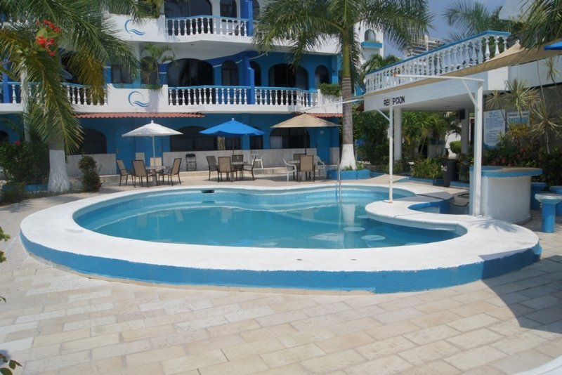 This photo about Acapulco Turquesa shared on HyHotel.com