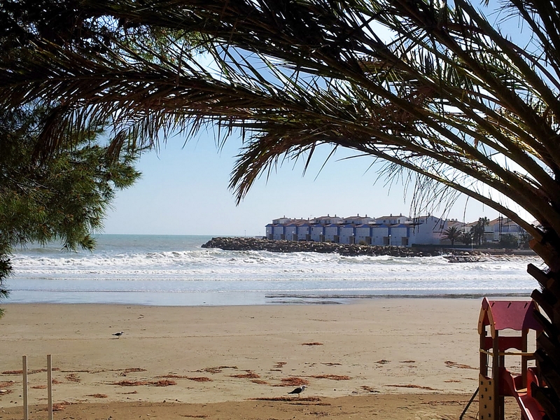 This photo about Poblado Marinero 3000 shared on HyHotel.com