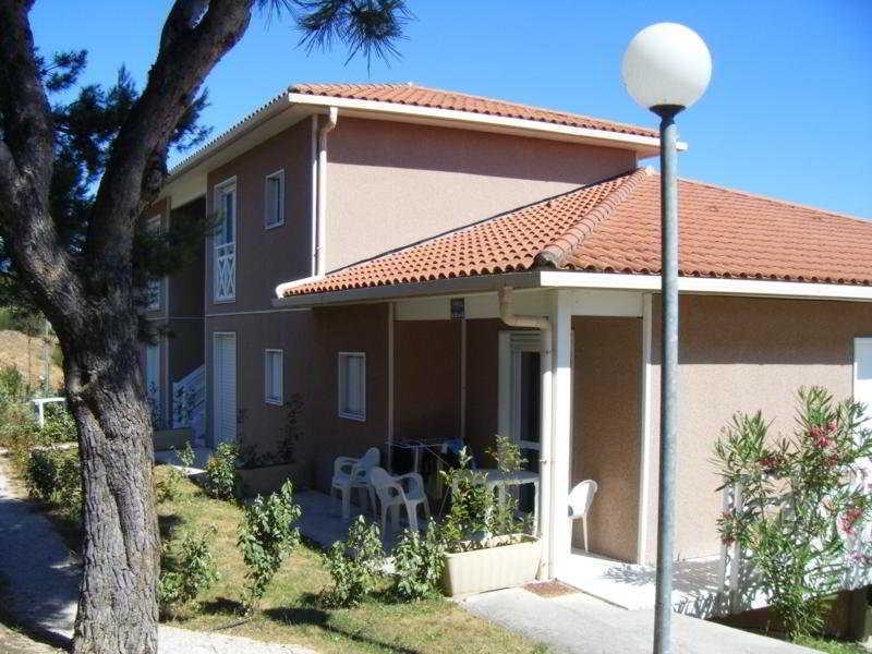 This photo about Debussy by Actisource shared on HyHotel.com