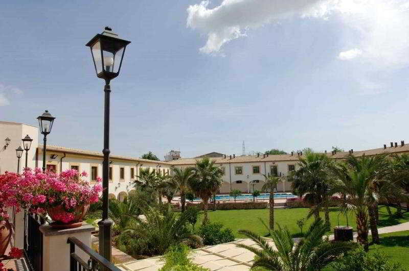 This photo about Genoardo Park shared on HyHotel.com