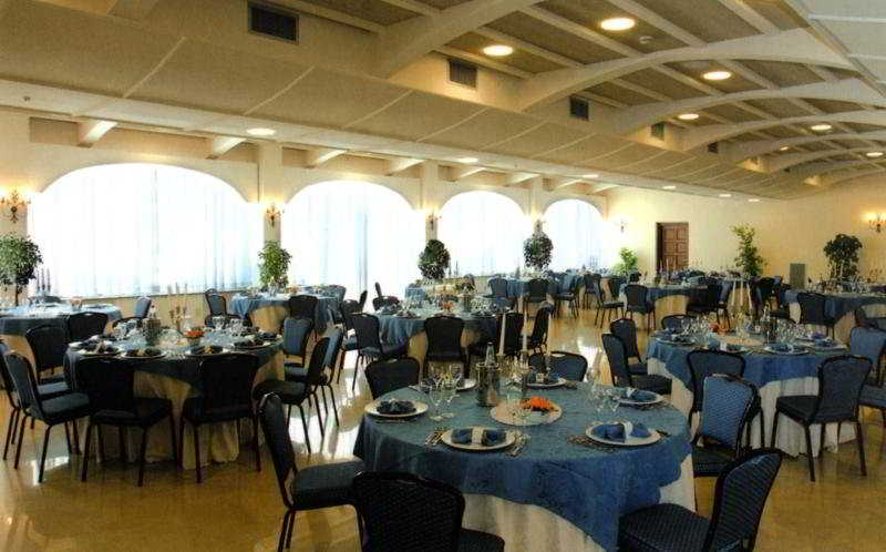 This photo about Genoardo Park shared on HyHotel.com