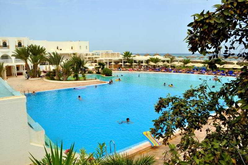 This photo about TUI BLUE Palm Beach Palace shared on HyHotel.com