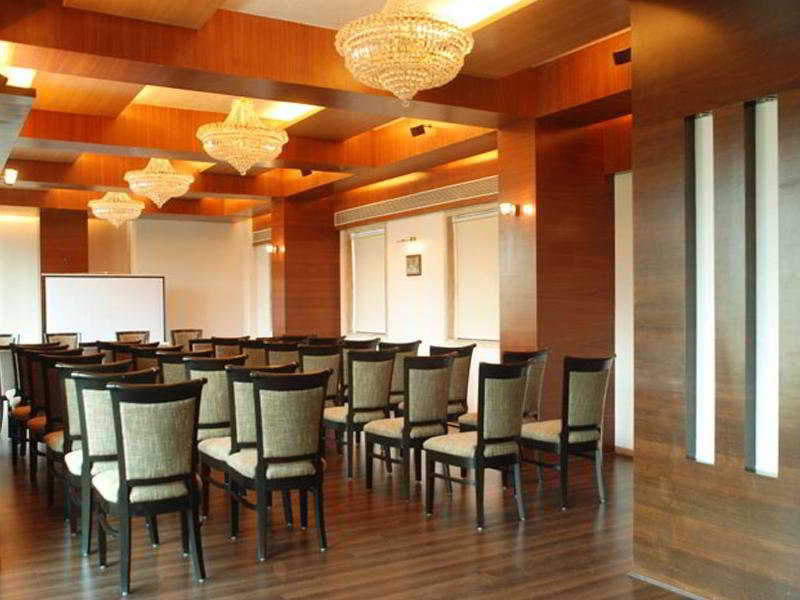 This photo about Hotel Lerida shared on HyHotel.com