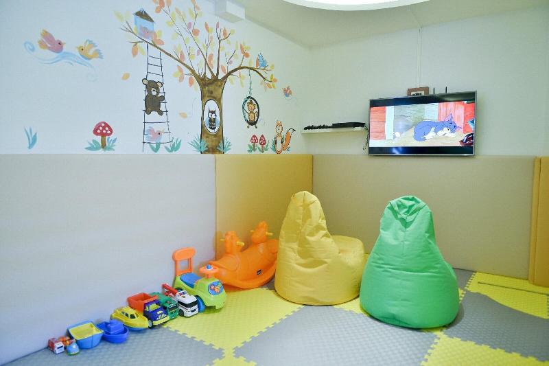 cheap resort hotels  to Spend holiday with family