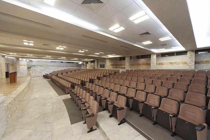 cheap resort hotels  to Spend holiday with family