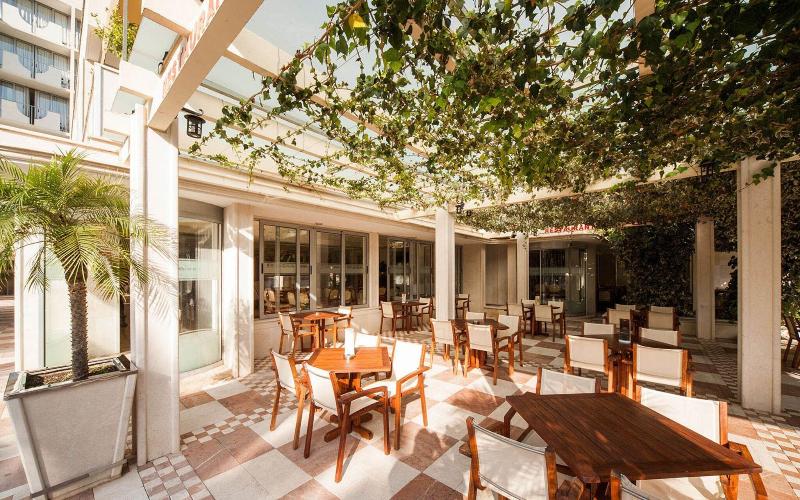 cheap resort hotels  to Spend holiday with family