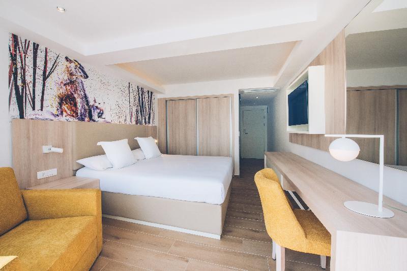 cheap resort hotels  to Spend holiday with family