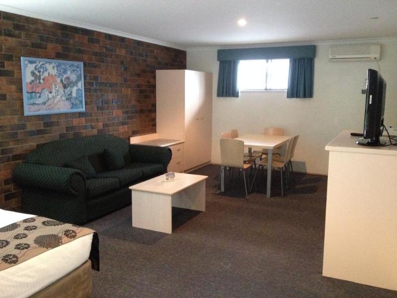 This photo about Comfort Inn Big Windmill shared on HyHotel.com