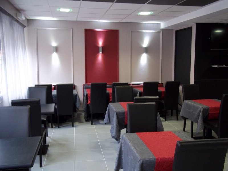 This photo about Hotel La Coupole shared on HyHotel.com