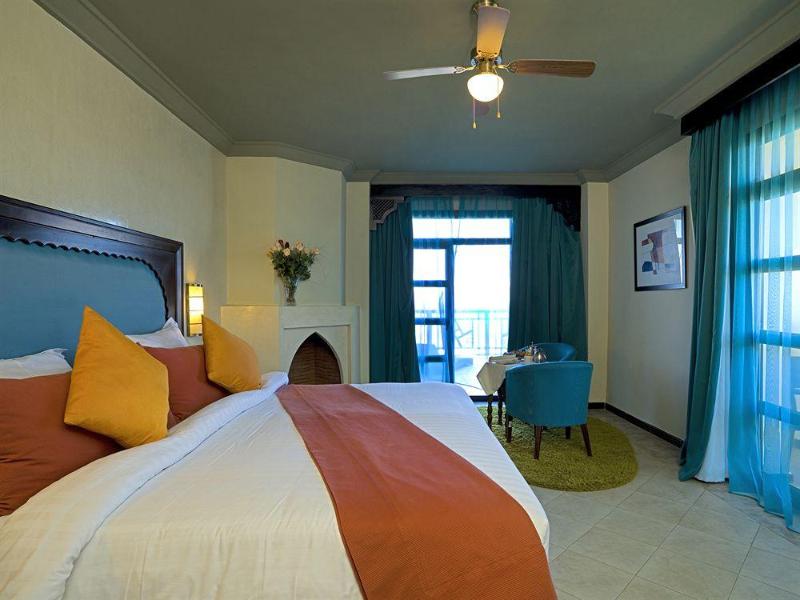 This photo about L'Oriental Bay Beach shared on HyHotel.com