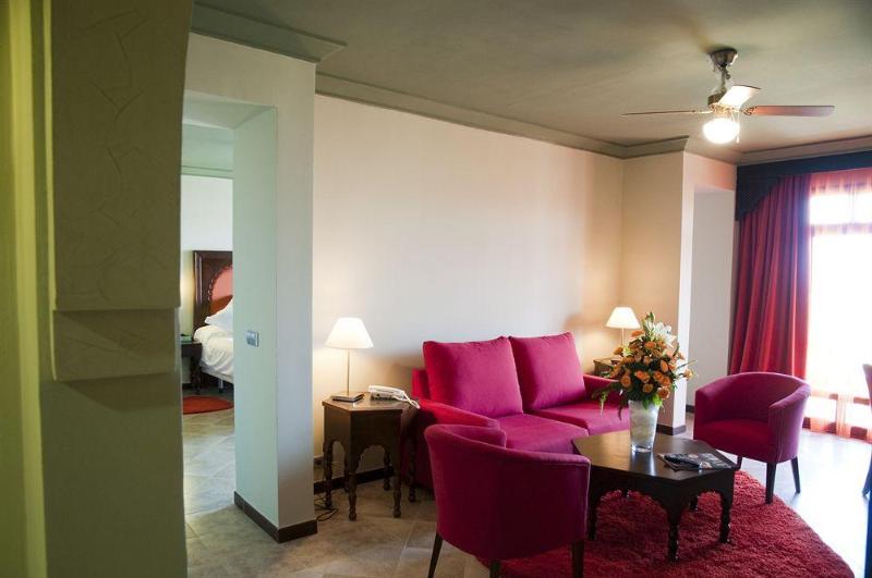 This photo about L'Oriental Bay Beach shared on HyHotel.com