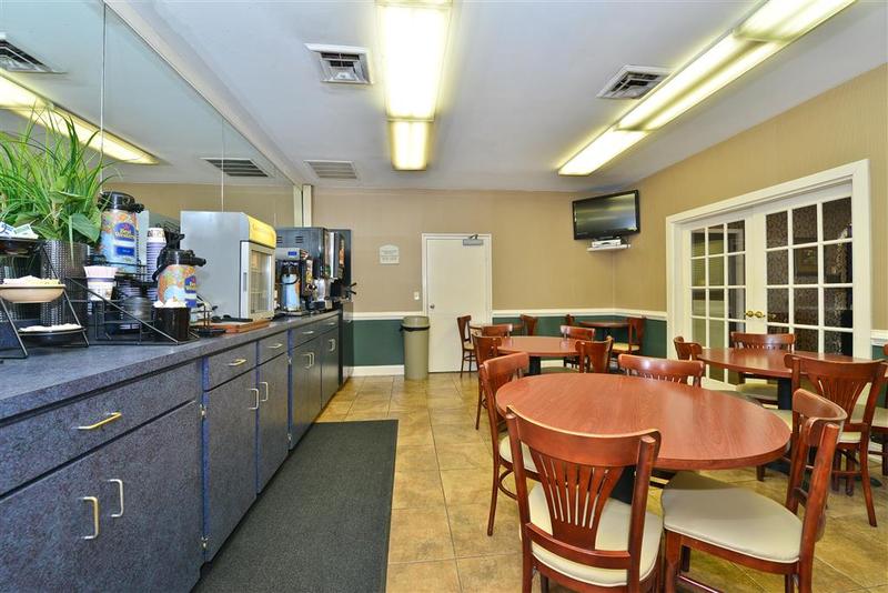 This photo about Harrisonburg Inn shared on HyHotel.com