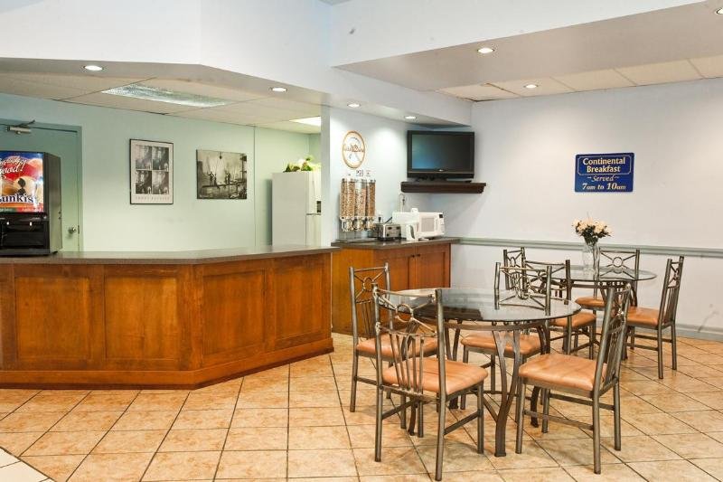 This photo about Howard Johnson Hamilton shared on HyHotel.com