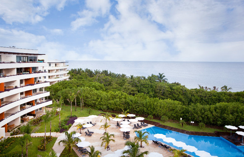 This photo about Aak-Bal Beach Condos shared on HyHotel.com