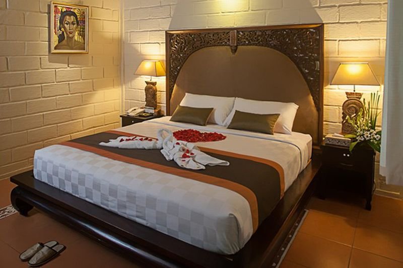 This photo about Scuba Bro shared on HyHotel.com