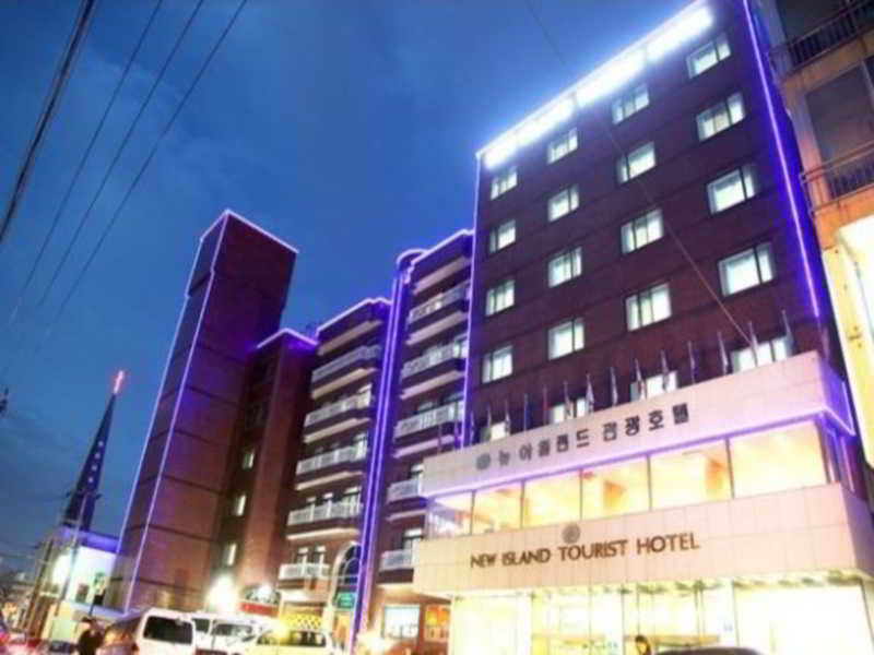 This photo about New Island Hotel shared on HyHotel.com