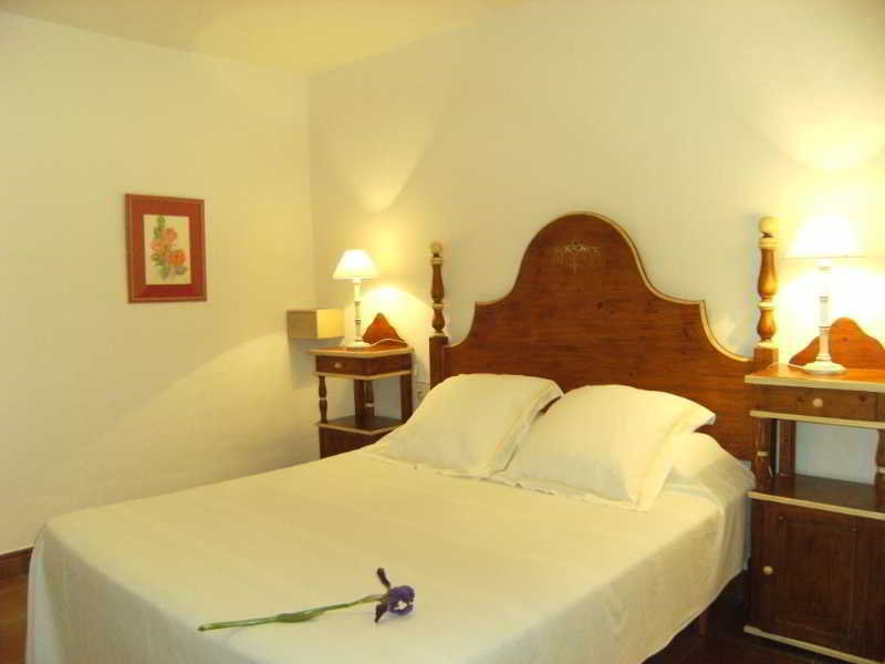 This photo about Villa Can Maries shared on HyHotel.com