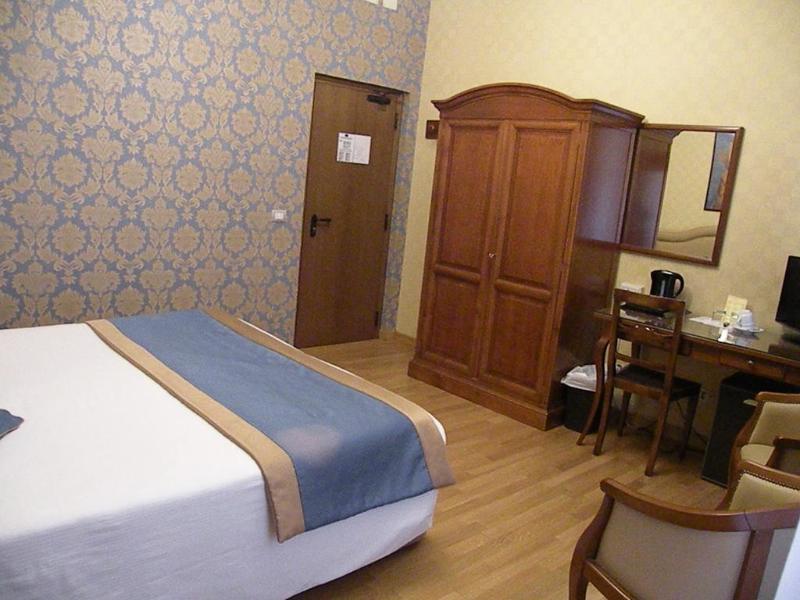 This photo about Piazza Di Spagna Studio Apt. shared on HyHotel.com