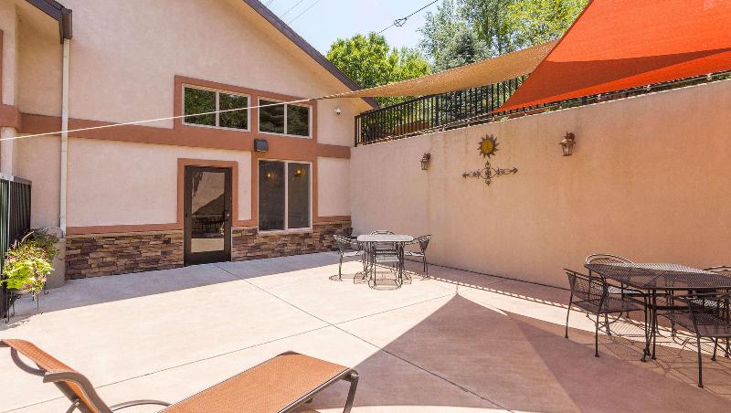 在meiguo.com看到的Comfort Inn的介绍图片