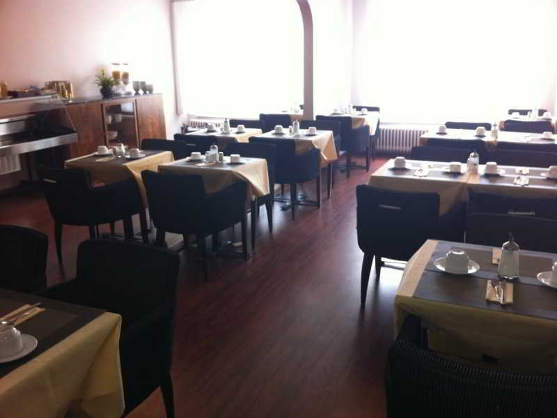 This photo about Hotel 33 shared on HyHotel.com