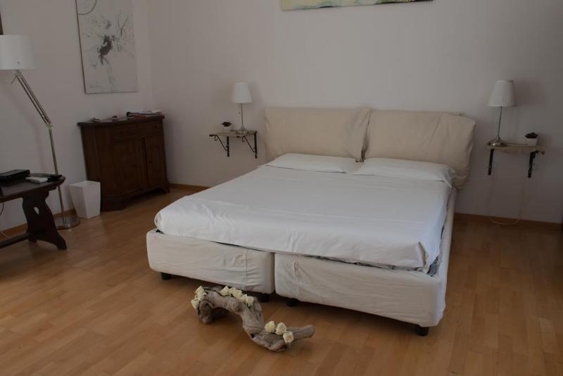 This photo about Bb Le Vie Del Centro shared on HyHotel.com