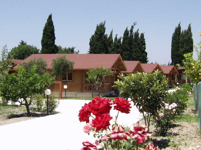 This photo about Sandy's Studios shared on HyHotel.com