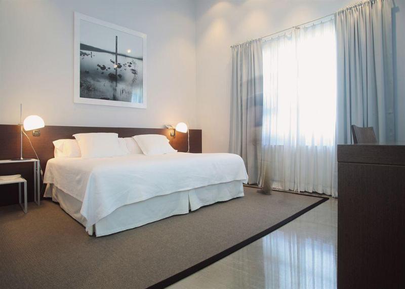 This photo about El Jardin De Carrejo shared on HyHotel.com