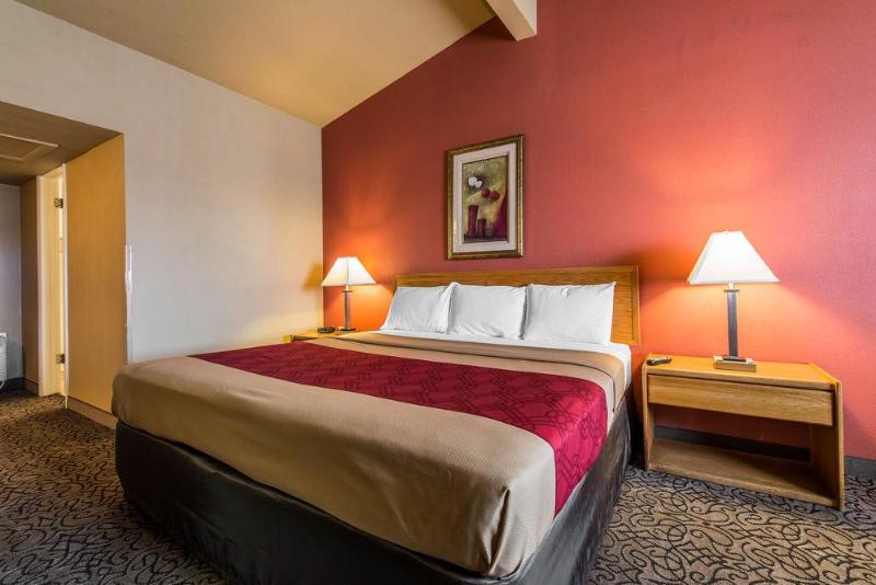 This photo about Econo Lodge shared on HyHotel.com