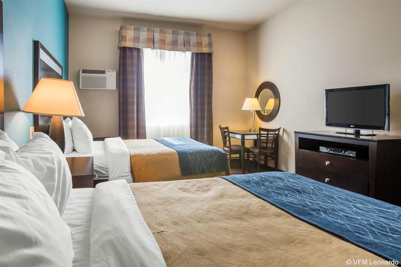 This photo about Comfort Inn & Suites shared on HyHotel.com