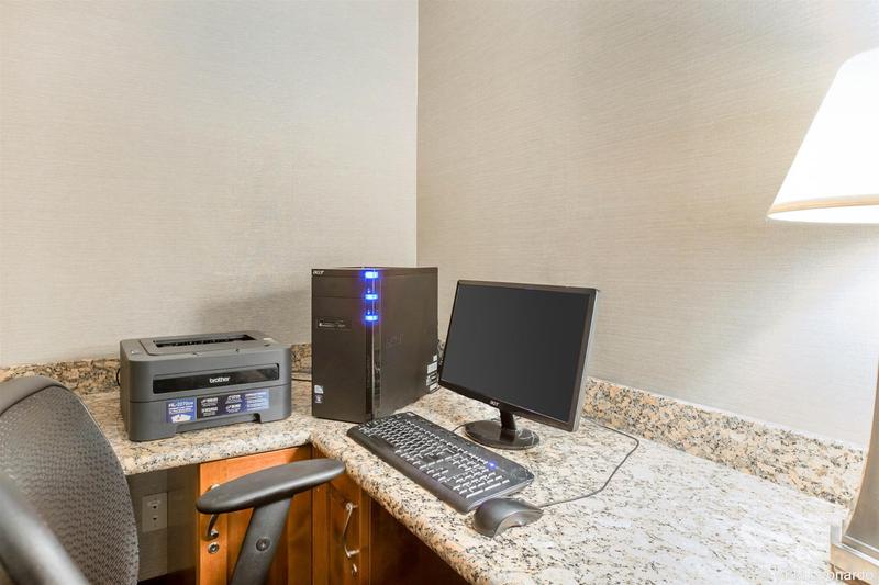 This photo about Comfort Inn & Suites shared on HyHotel.com