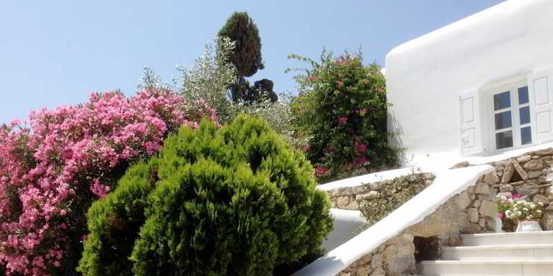 This photo about Seaside Cottage by Belvedere shared on HyHotel.com